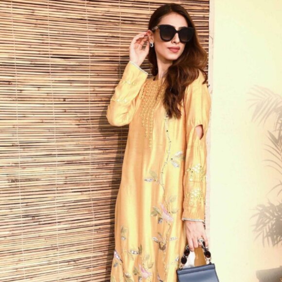 Ainee Faisal Pale Yellow Kurti - S - Picture 1 of 3